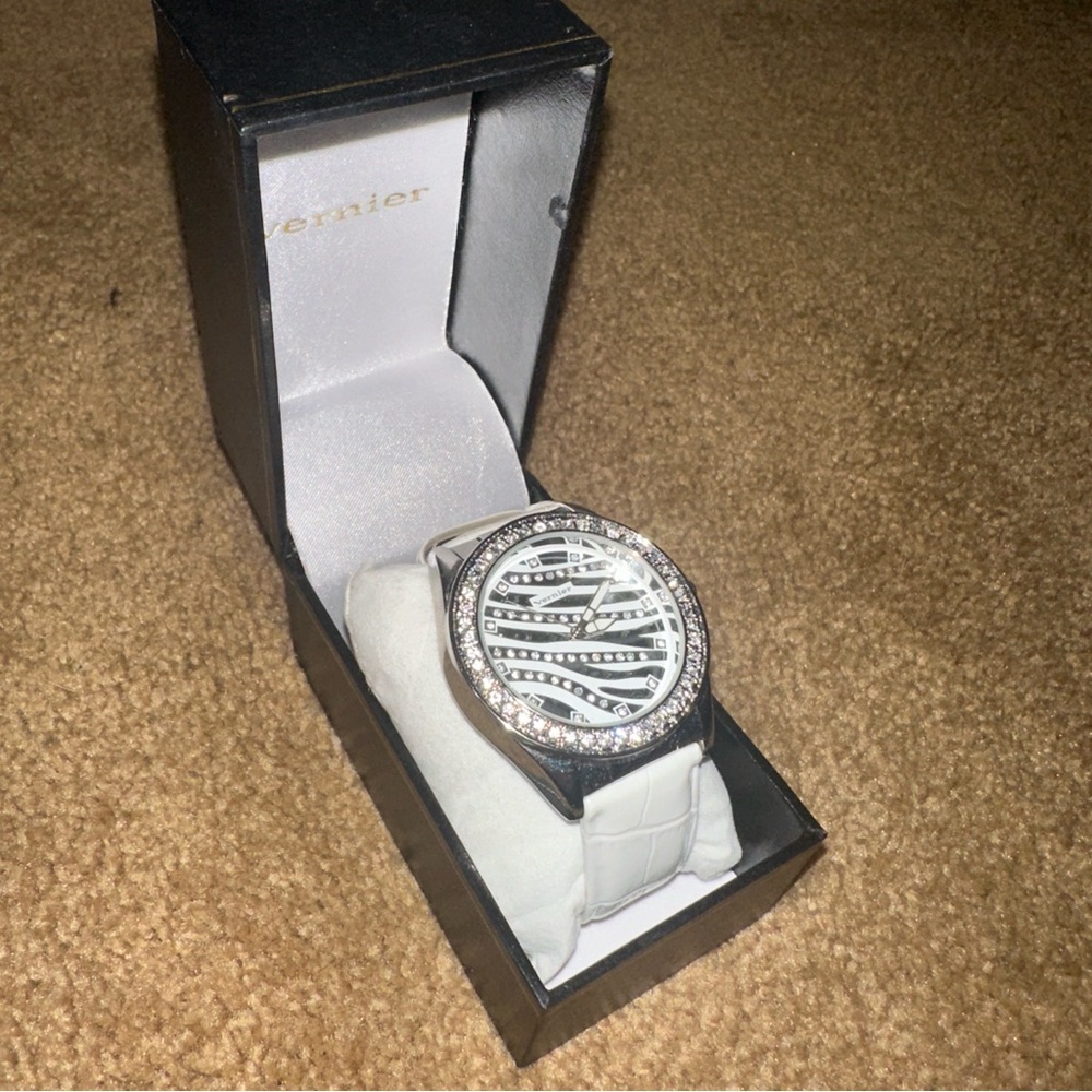 Vernier Zebra Pattern Watch With Rhinestones - image 3